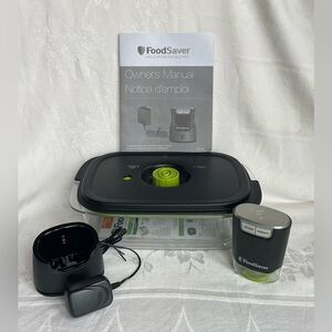 FoodSaver Vacuum Sealer and Marinator Multi-Use Handheld 10 Cup Container